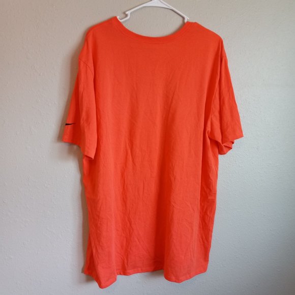 NIKE The Nike Tee DRI-FIT T-Shirt Men's XXL Athletic Orange Nike Swoosh - Picture 5 of 6